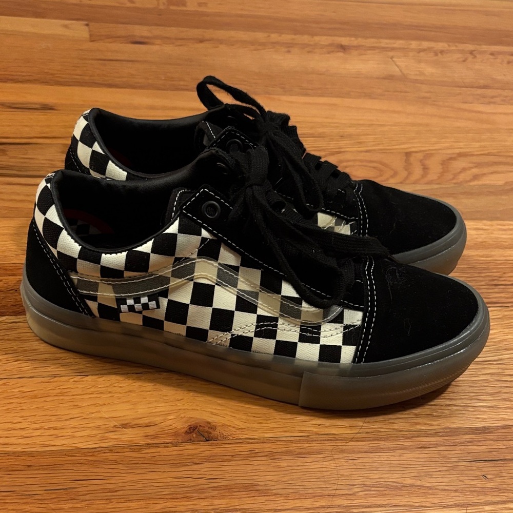 Vans glow in the dark popcush skate shoe